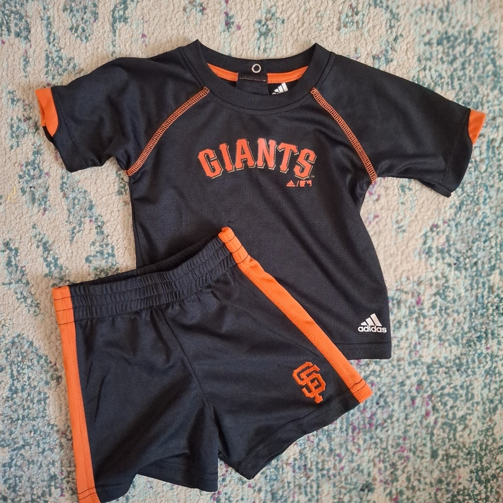 Matching set Giants size 18 months